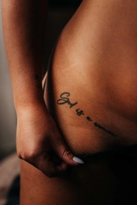 Boudoir Fotózás Budapesten - Fehérneműs kép