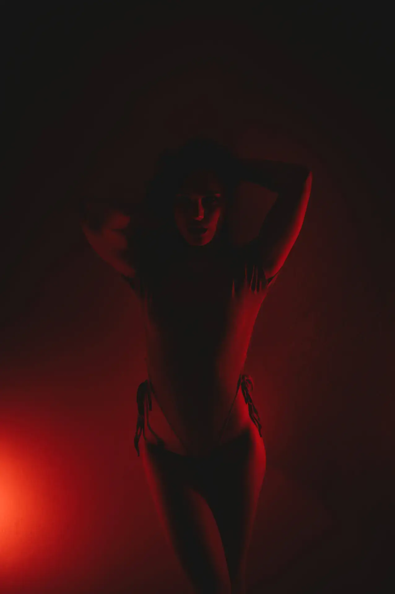 Erotikus fotózás érzéki pózban Budapesten.